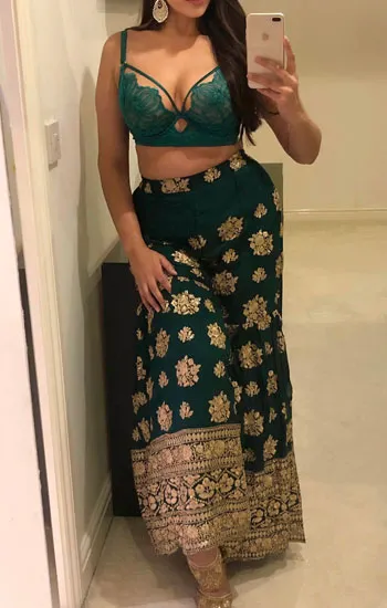 Escort in Hotel Vivanta Dwarka